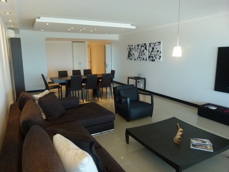 Departamento en primera fila de Playa Brava. Torre Premium